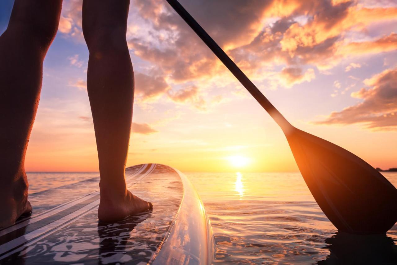 Avani Plus Fares Maldives Resort - 50 Percent Off On Seaplane Transfer For Minimum Stay Of 3 Nights And More For Stays Until 31 October 2025 Kendhoo Esterno foto