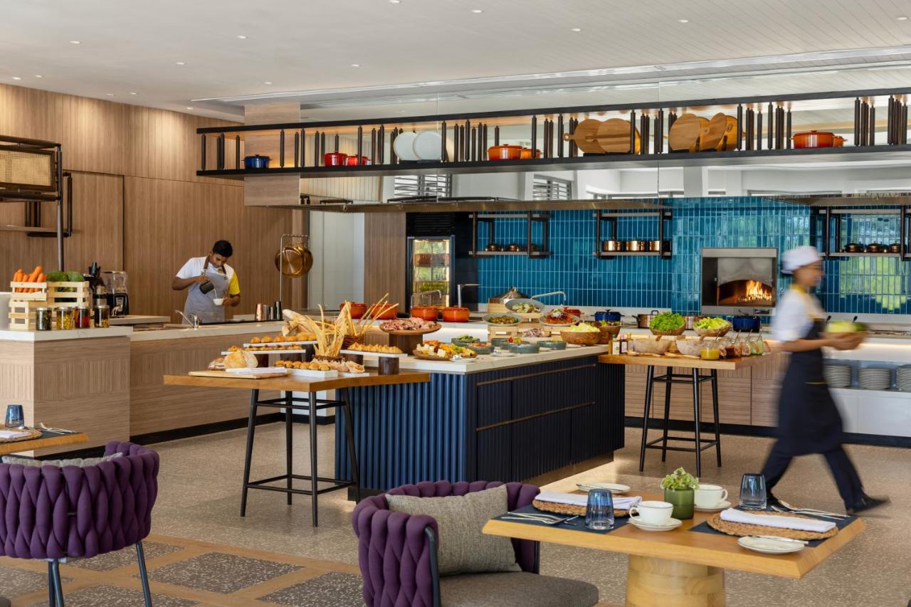 Avani Plus Fares Maldives Resort - 50 Percent Off On Seaplane Transfer For Minimum Stay Of 3 Nights And More For Stays Until 31 October 2025 Kendhoo Esterno foto