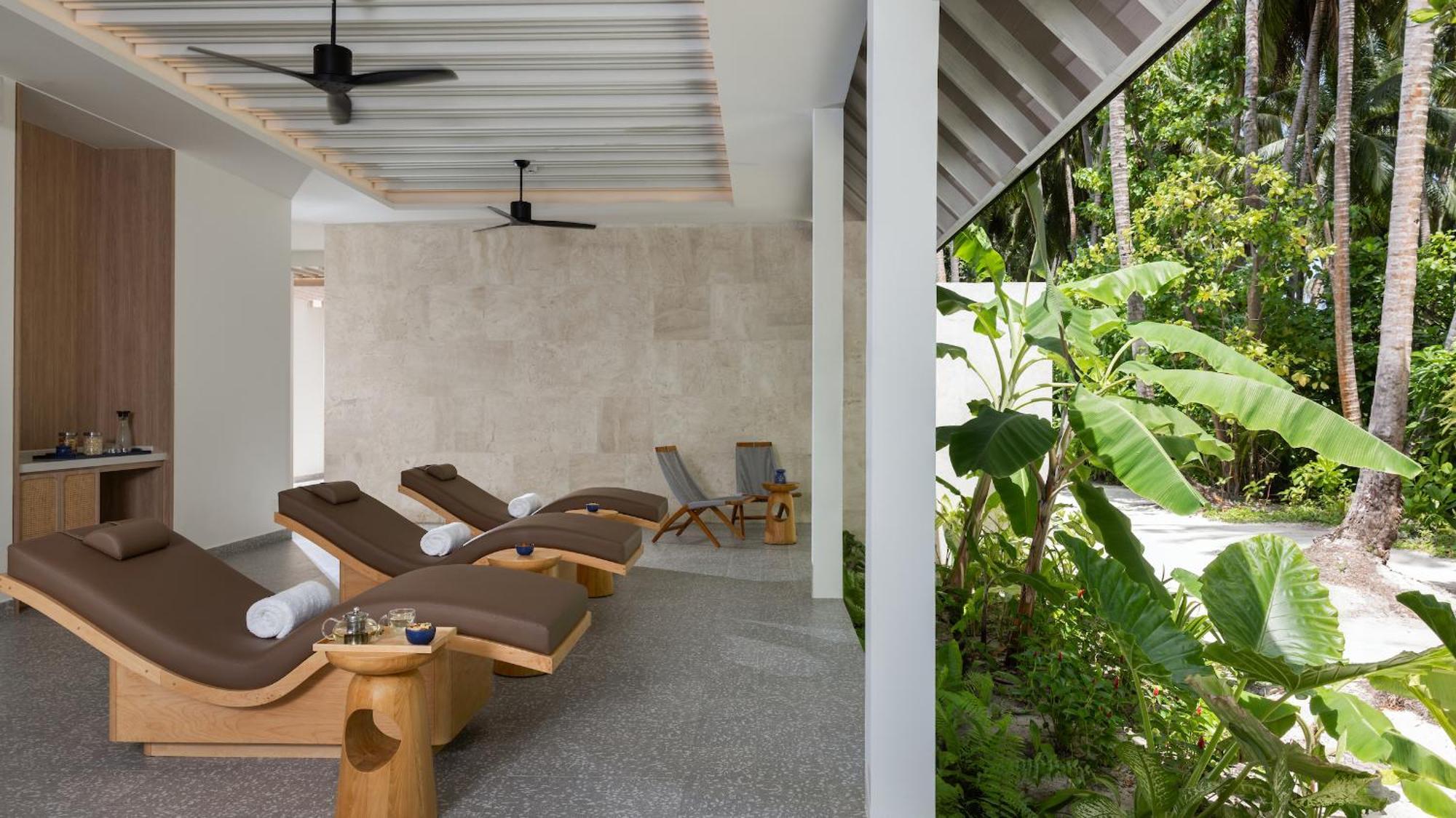 Avani Plus Fares Maldives Resort - 50 Percent Off On Seaplane Transfer For Minimum Stay Of 3 Nights And More For Stays Until 31 October 2025 Kendhoo Esterno foto